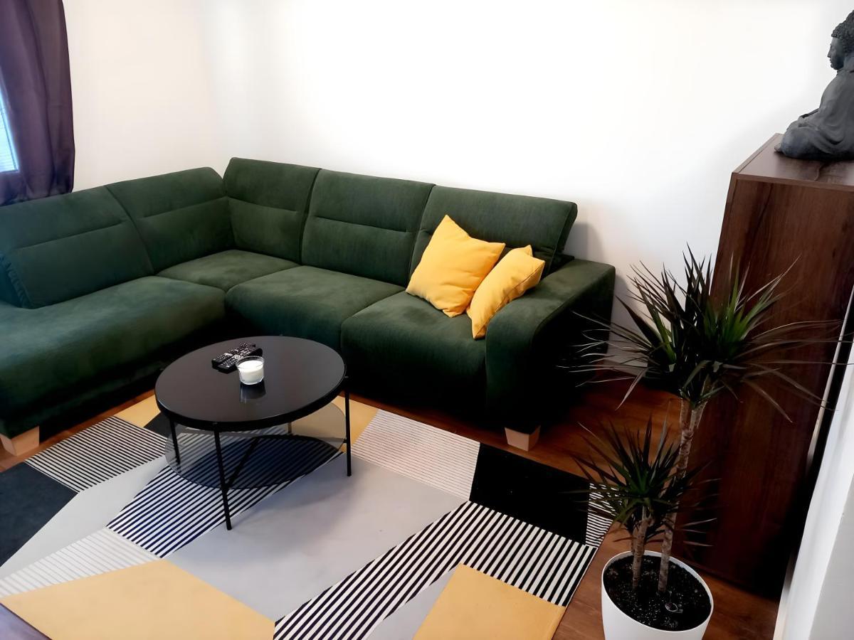 Stylovy Apartman V Samorine Εξωτερικό φωτογραφία